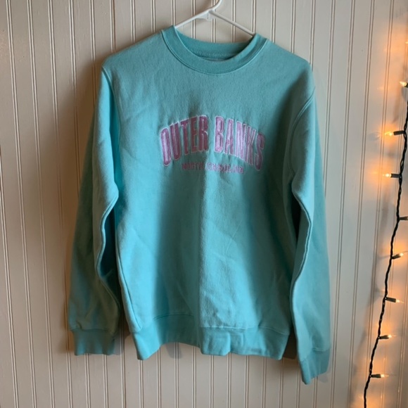 Brandy Melville Tops - Outer Banks Crewneck